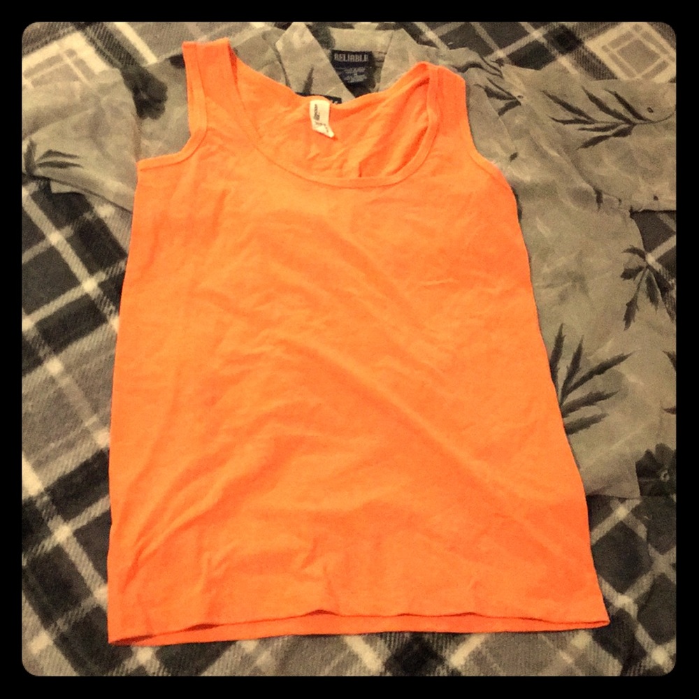 ⭐ ORANGE TANK TOP